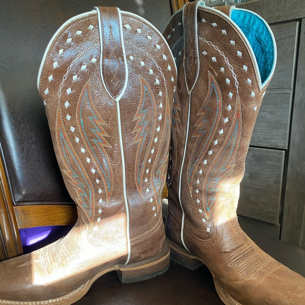 Women Ariat Boots